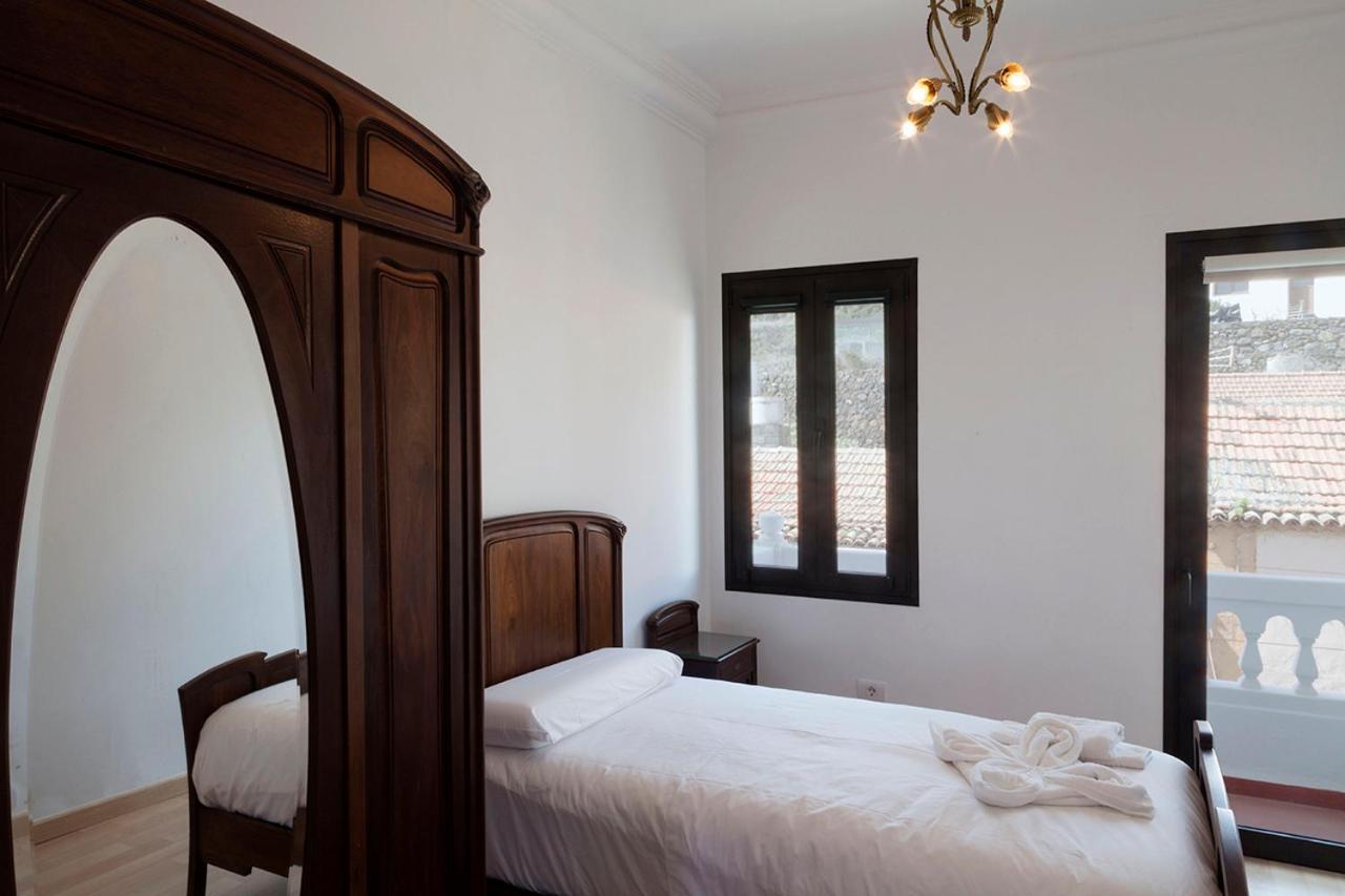 El Hierro Bed & Urban I *